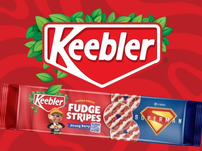 Keebler Superman Fudge Stripes - EVRYFOODIE